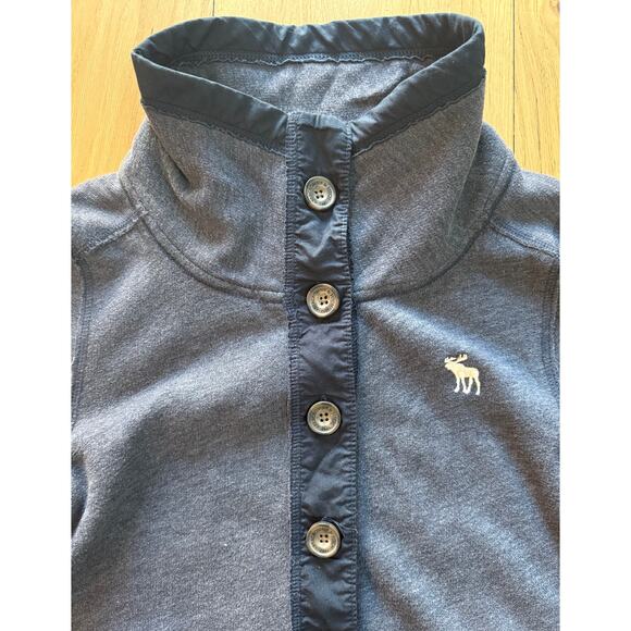 Abercrombie & Fitch Women's Y2K/Vintage Fleece Mock Neck Cardigan Sweatshirt - Picture 3 of 7